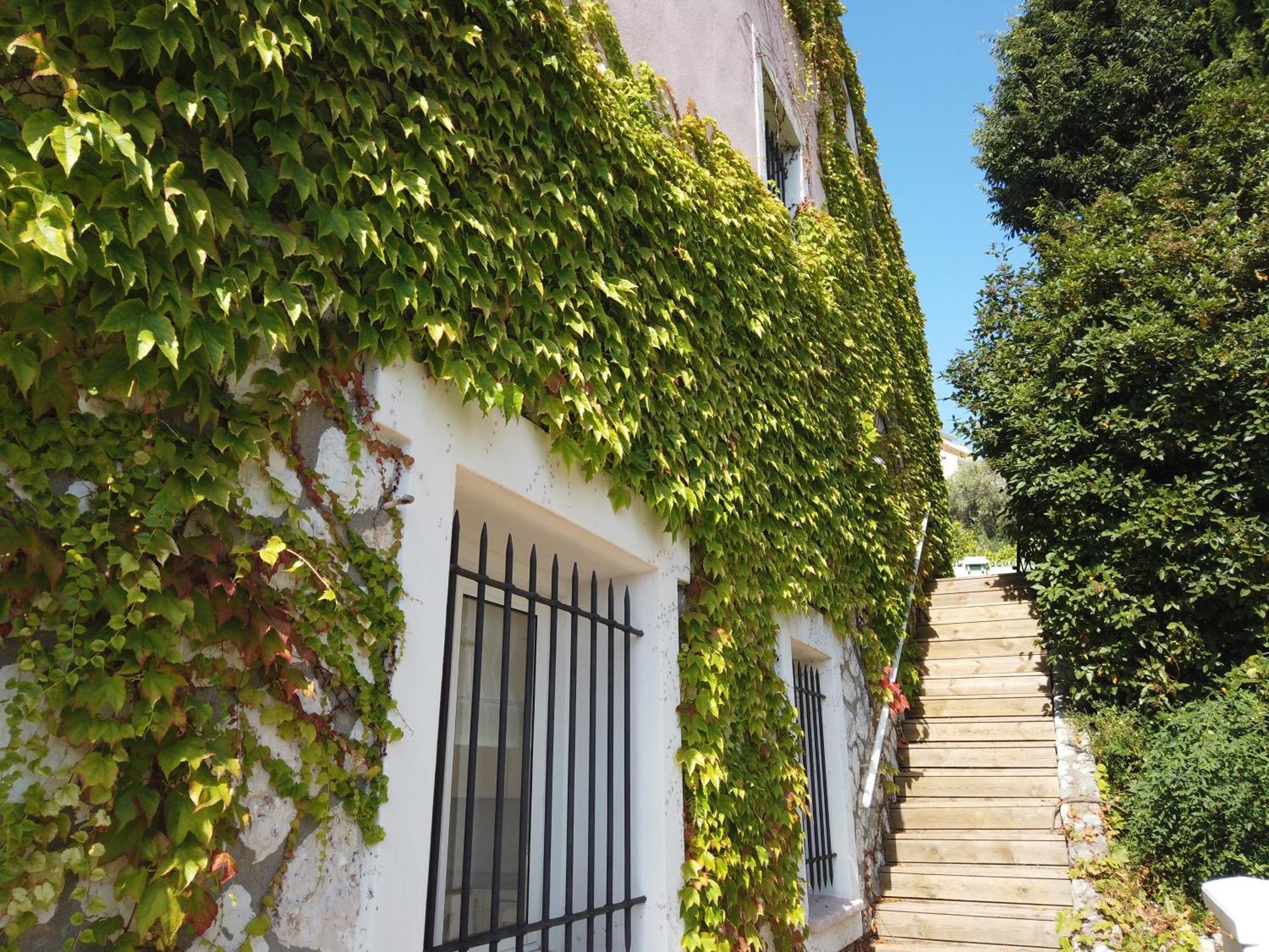 Spacieuse, Totalement Adaptee Aux Normes Pmr Villaer Nice